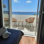 Ban Apartman Mimice