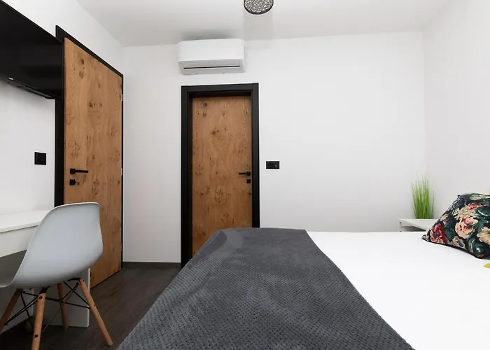 Ban Appartement Mimice