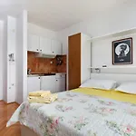 Apartment Ban