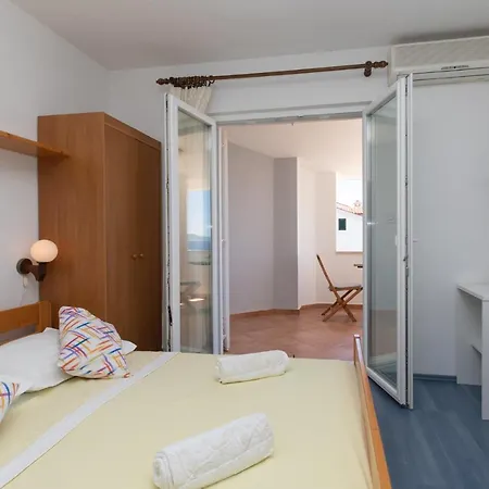 Apartament Ban Mimice