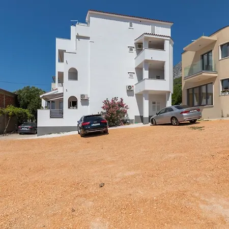 Ban Appartement *